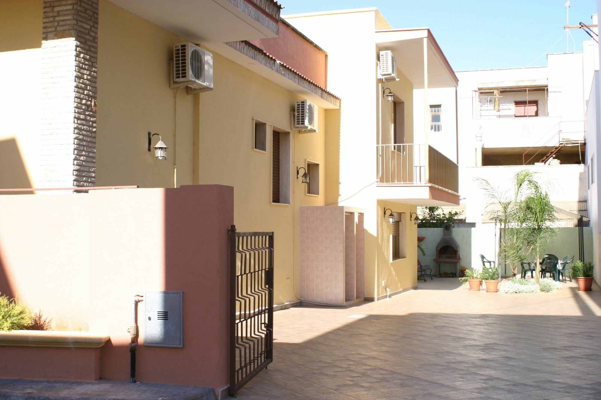 Salento Al Mare Bed and Breakfast Taviano  Eksteriør billede